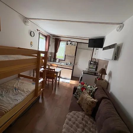 Semesterbostad Srlin *